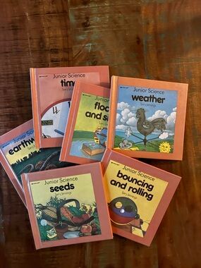 Vintage 1998 Junior Science 6 book hardcover set by Terry Jennings